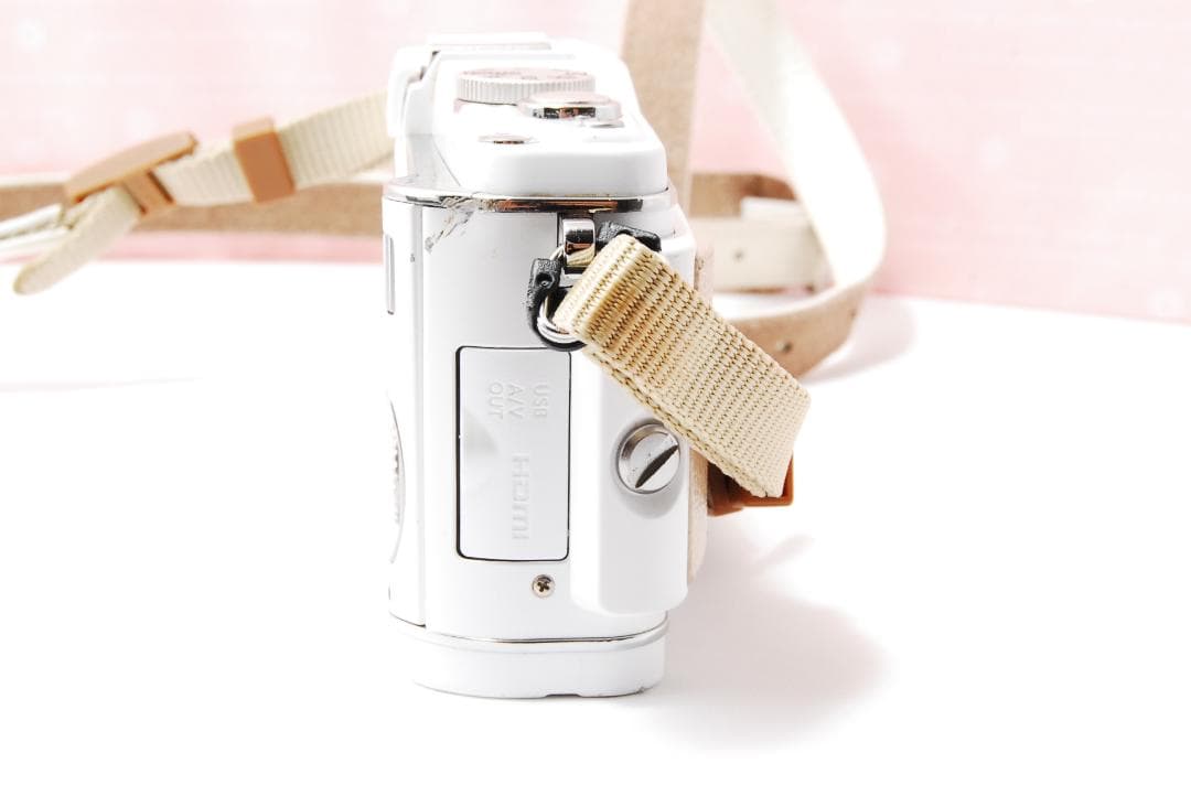 〓14-42mmレンズ付〓オリンパス PEN E-P3 ミラーレス一眼