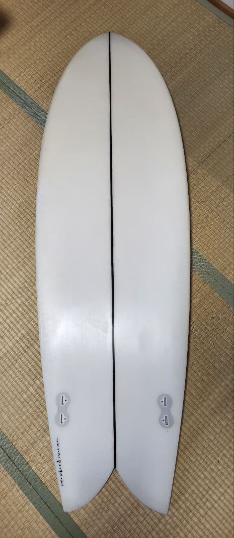 【手渡し限定 大阪府】STAND surfboard TWIN フィン付き