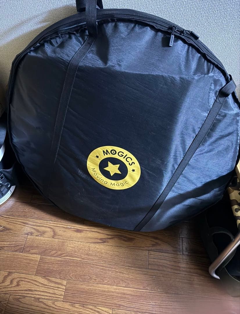 MOGIC キャンプテント 黒 メッシュ窓付き