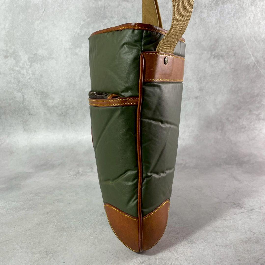 HUNTING WORLD バチューサー ショルダーバッグ 長さ調整 緑