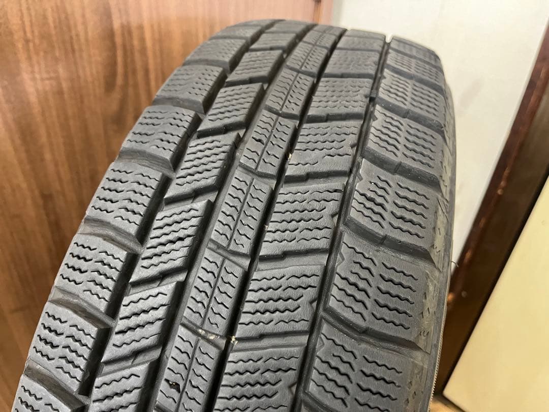 2022年製 中古ノーストレック スタッドレスセット175/65R15 アクア等