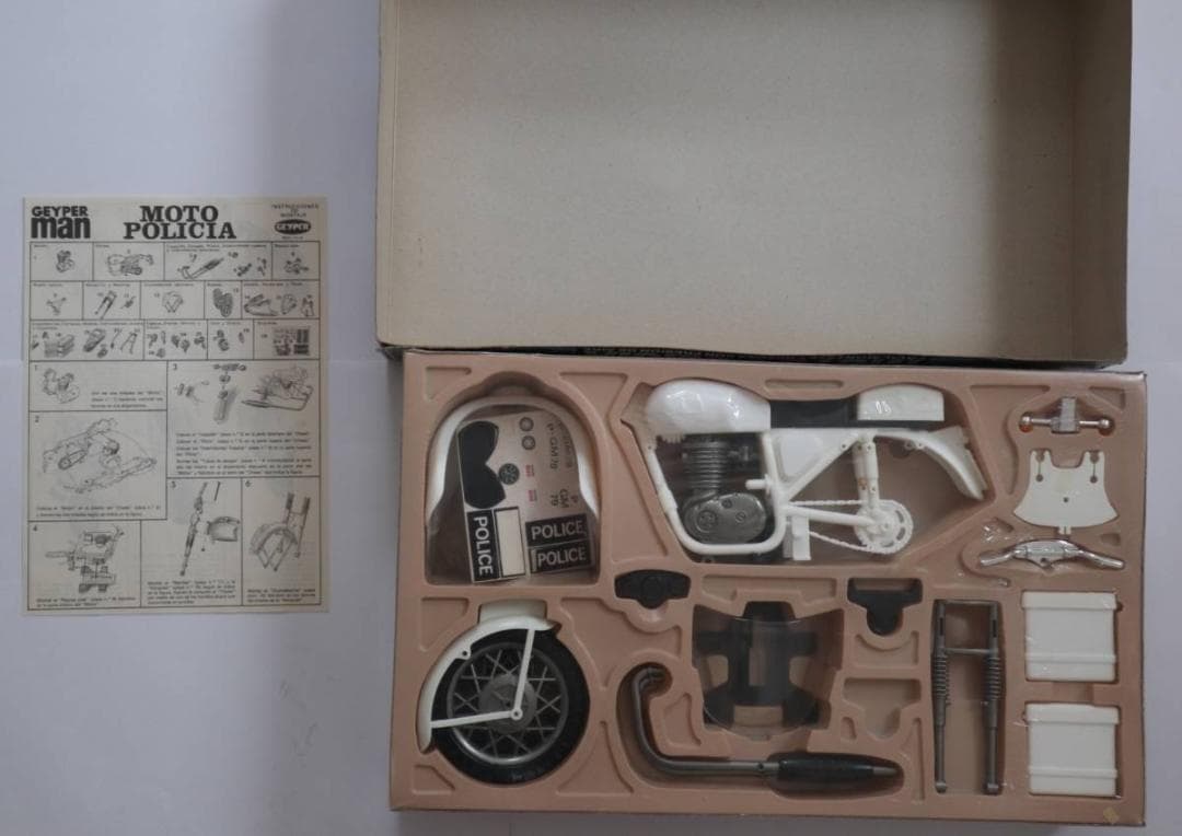 GEYPER man Hasbro MOTO POLICIA 未開封 1975年