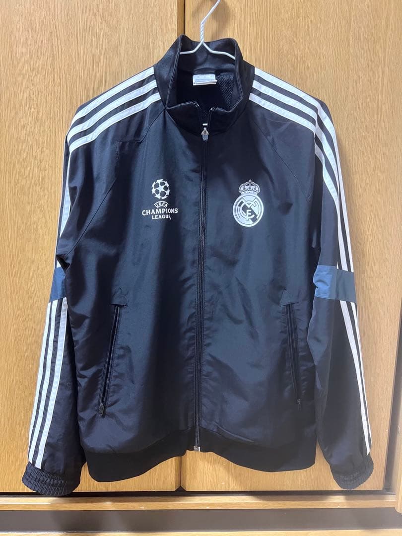 【美品】レアルマドリード　アンセムジャケット