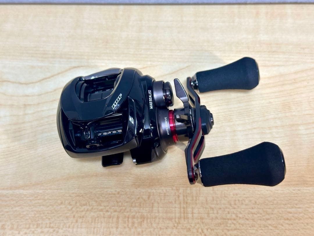 最終値下げ 10月3日削除します【美品】DAIWA 25HRF TW100XHL