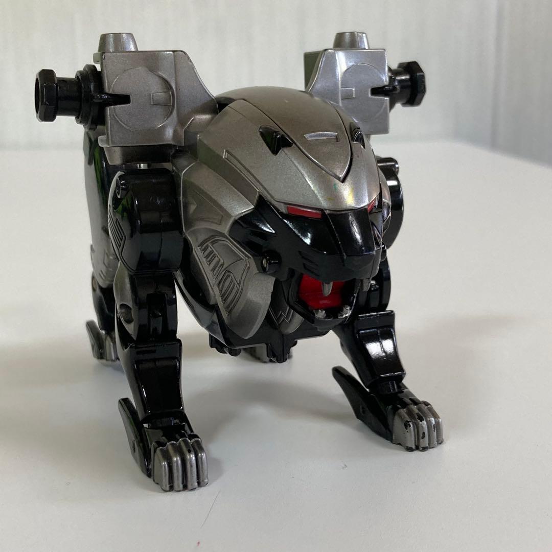 ② 百獣戦隊ガオレンジャー　DXガオキング　ガオライオン　ブラックバージョン