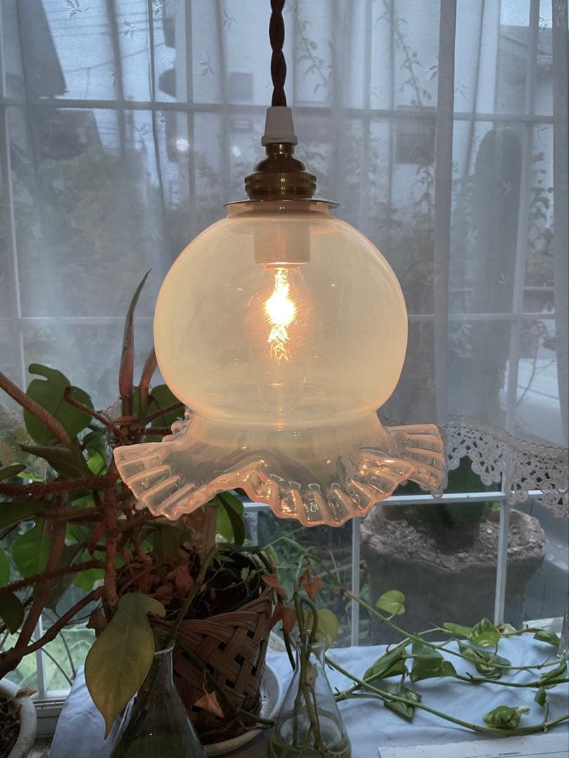 みーちゃん「美しいオパールセントガラスのランプシェード」シェードのみ