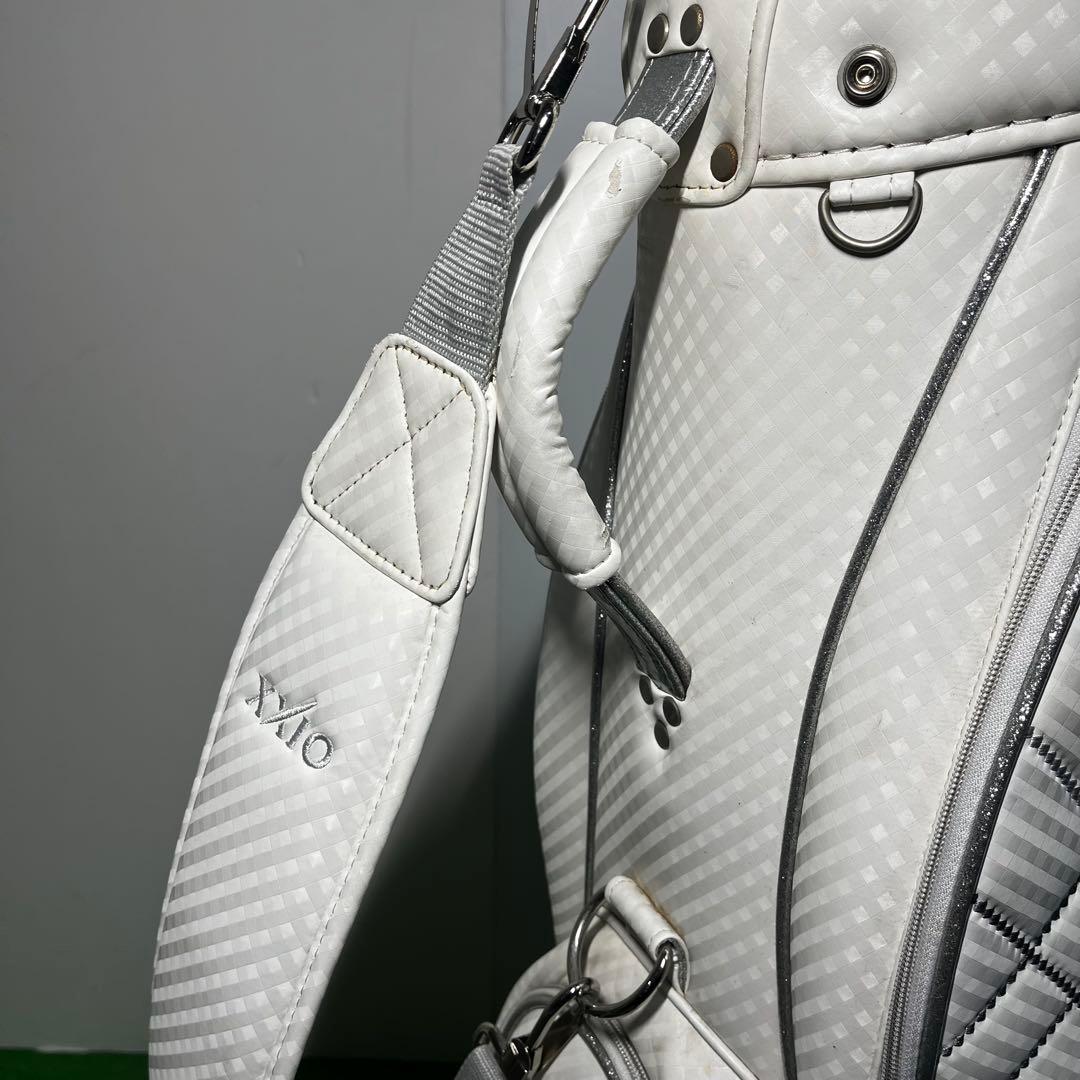 D449 XXIO ゼクシオ キャディバッグ ホワイト 白 レディース