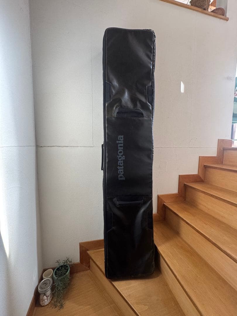 patagonia ブラックホール　スノーローラー