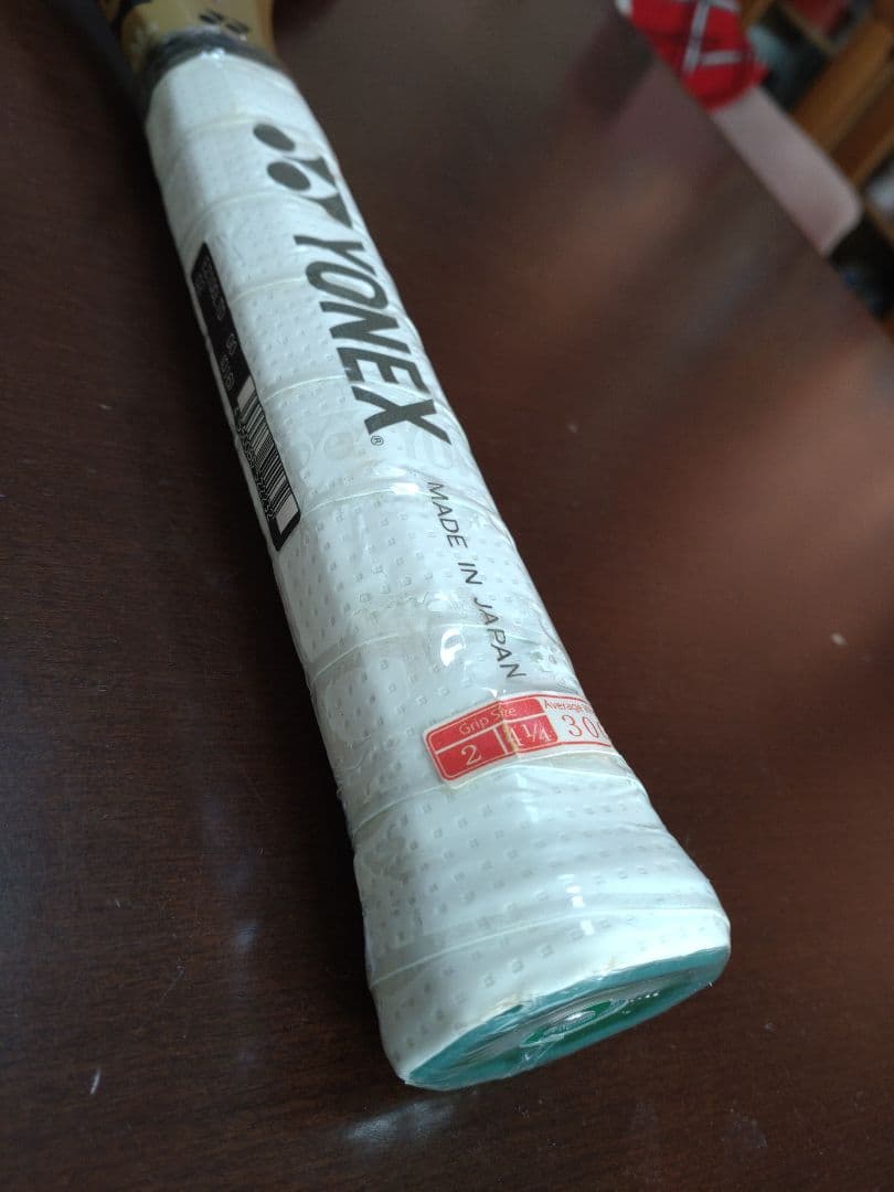 テニスラケット　YONEX　ezone 大坂なおみモデル