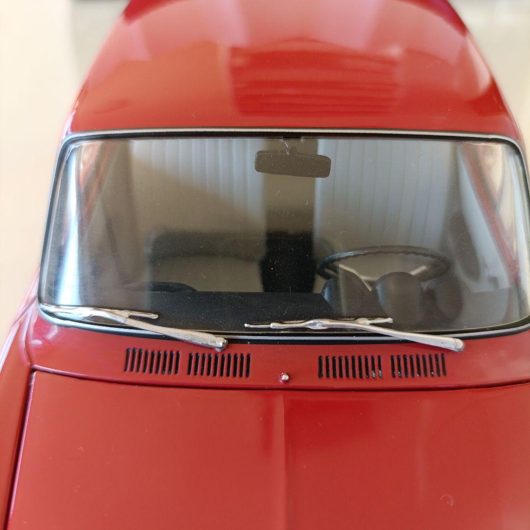 ミニチャンプス製 VW 1600 L 1970