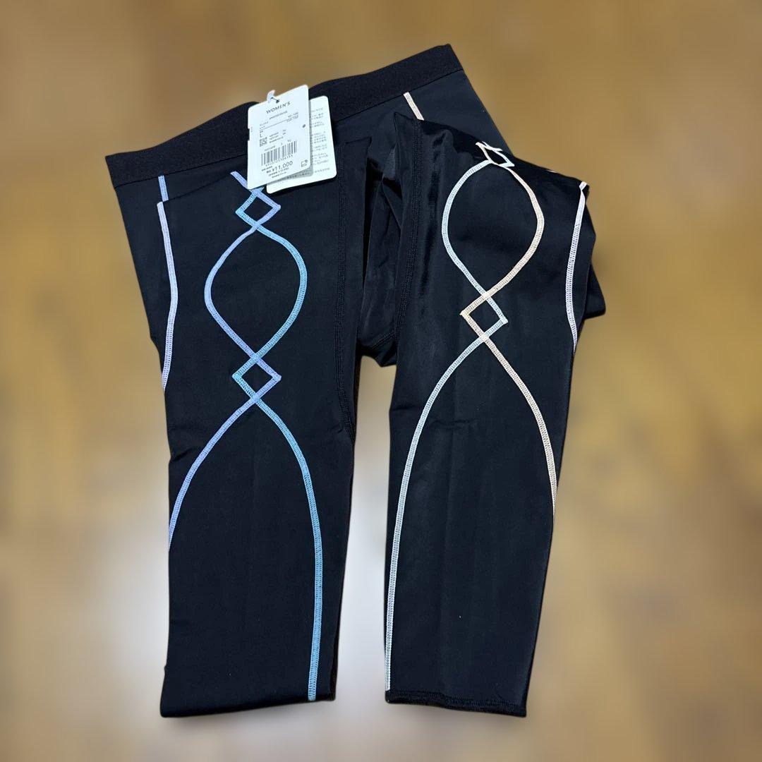 新品未使用　タグ付きCW-X 女性用タイツLサイズ HXY499