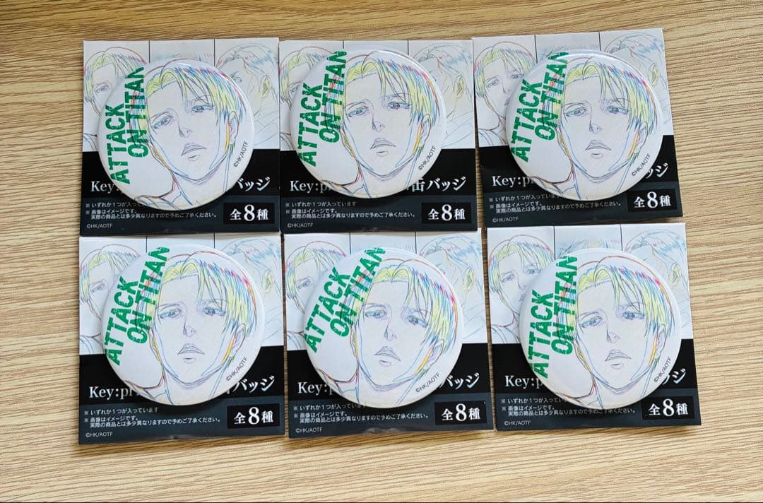 進撃の巨人　リヴァイ　缶バッジ