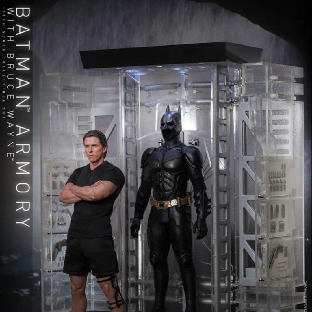 ホットトイズ　MMS702 バットマンアーマリー ブルース・ウェイン 1/6