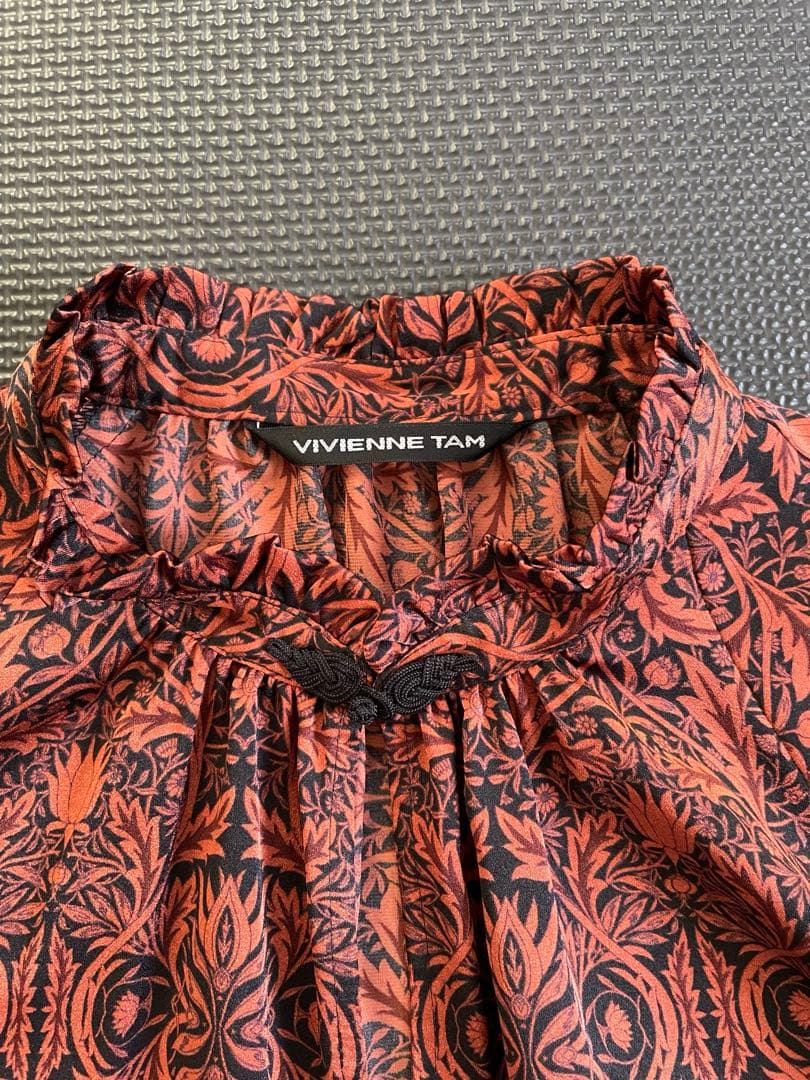 【未使用品】VIVIENNE TAM 長袖ブラウス