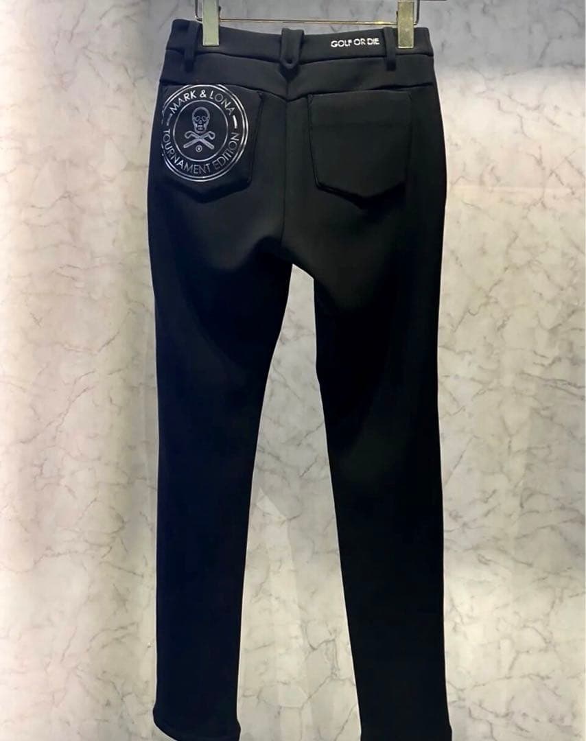 新品未使用　ゴルフ　マークアンドロナ　レディース　パンツ　裏起毛　XSサイズ