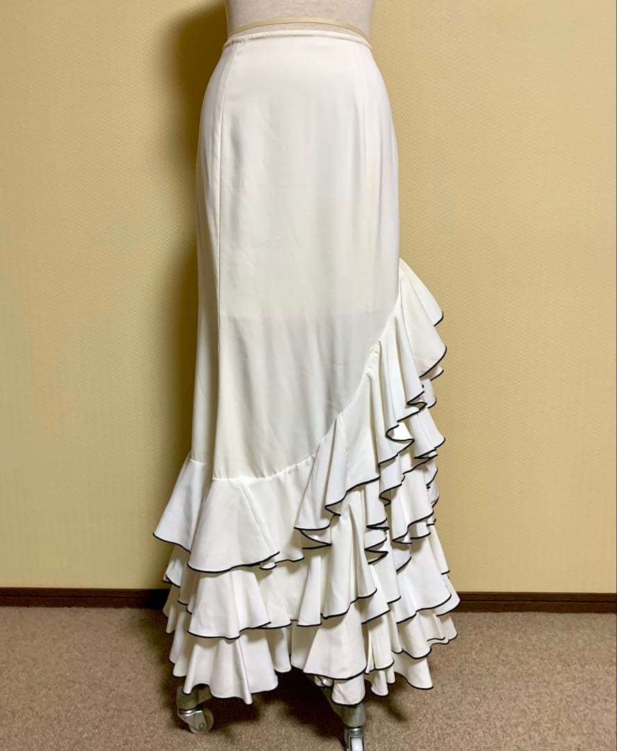 フラメンコ衣装　ソニアジョーンズ上下セット　ピンク✖️白　サイズS〜M