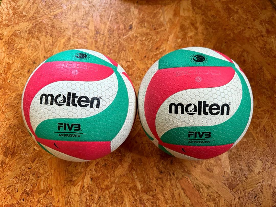 美品 molten フリスタテックボール 5号球 V5M5000 2点セット