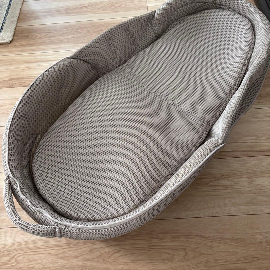 ネオママイズム　ベビーベッド　ベットインベッド　グレー