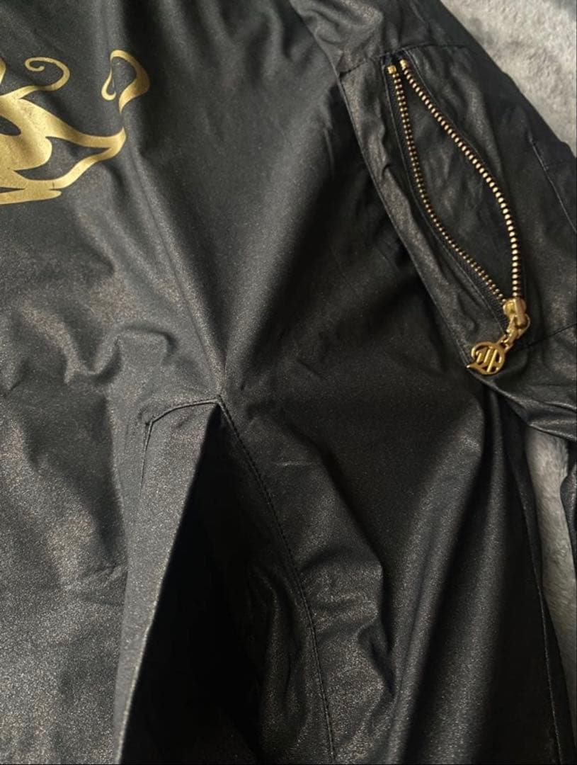 ダンスウィズドラゴン★ゴルフウェア★プルオーバー★ゴールド×ブラック★サイズ4