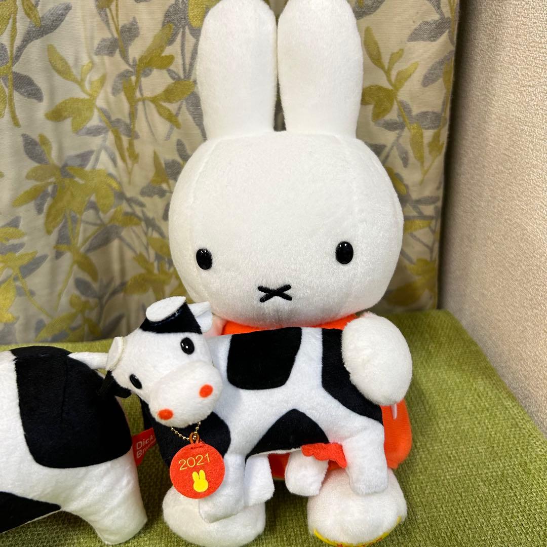 ミッフィー　伊勢丹　ぬいぐるみ　牛　ウシ　セット