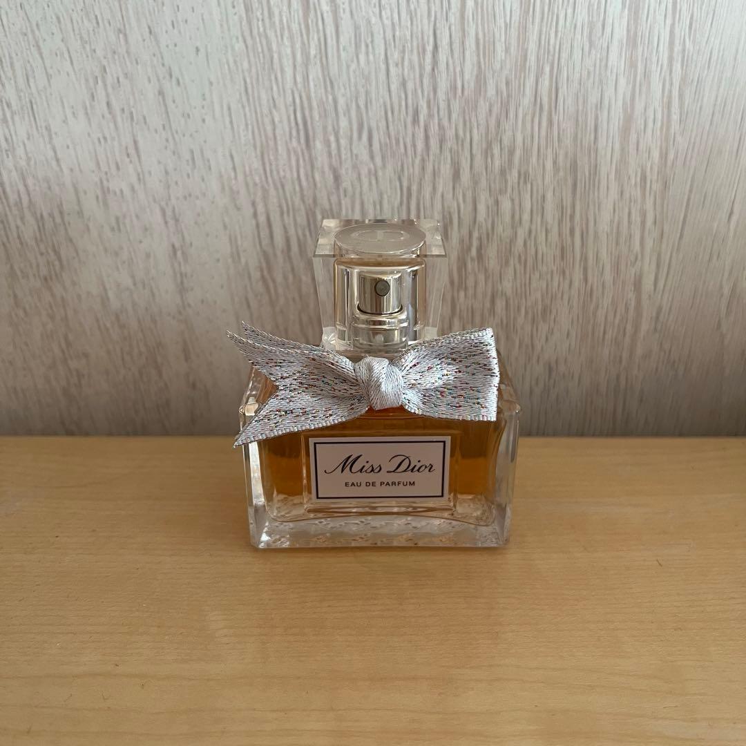 Miss Dior ミスディオール オードゥパルファン 30ml