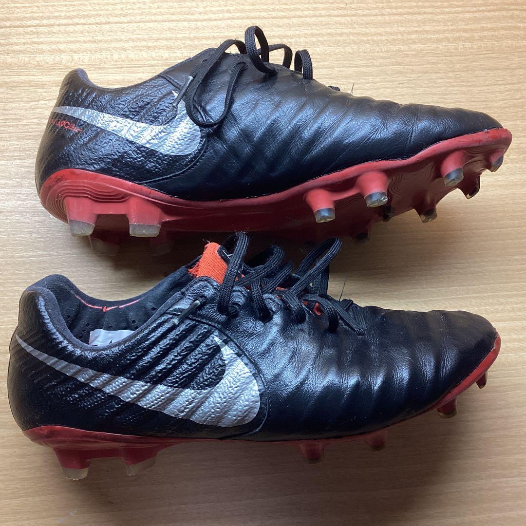 NIKEティエンポレジェンド7