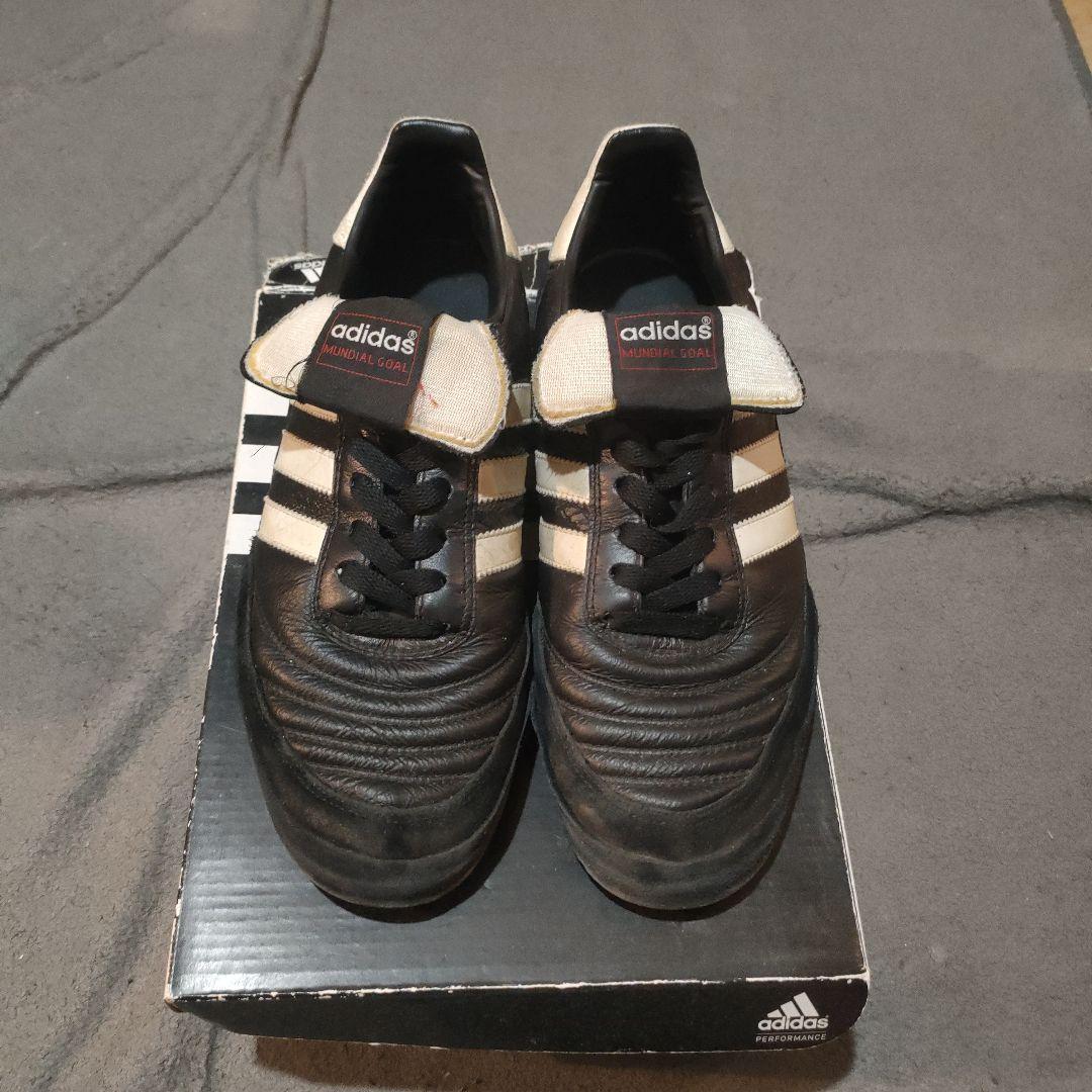 adidas サッカーシューズ 黒/白