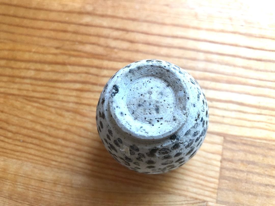 【タイ・骨董】宋胡録（スンコロク）白釉斑紋 小壺（1301年~1600年）