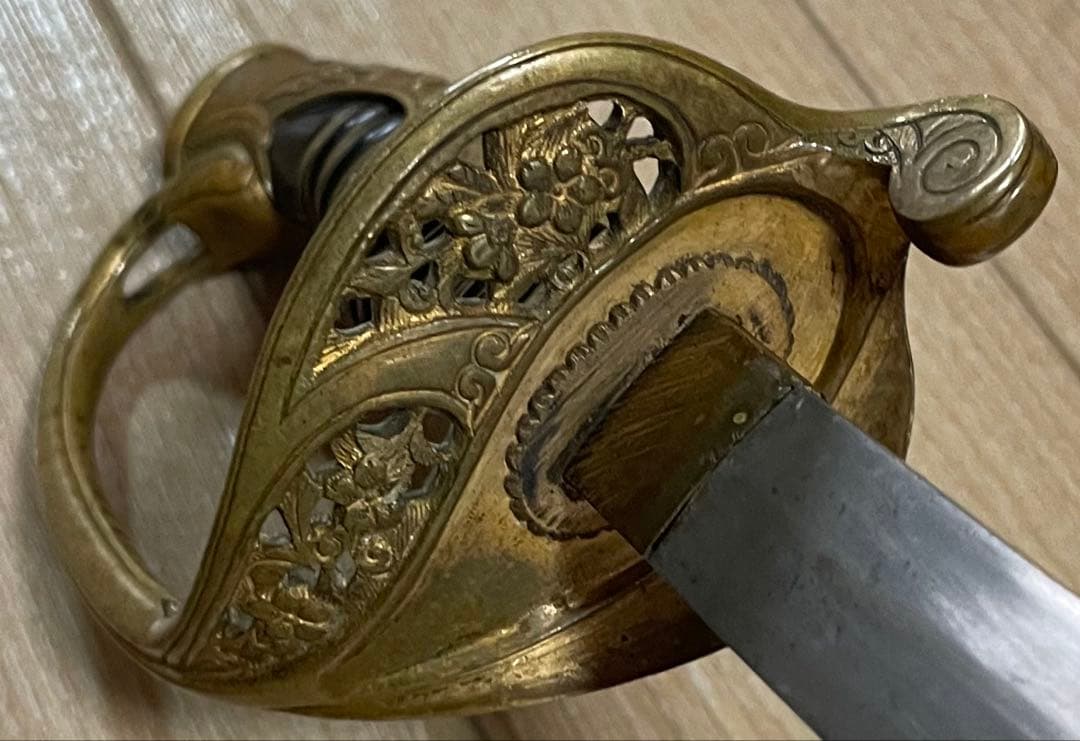 模造刀　美術刀　サーベル　指揮刀　時代武具　V997