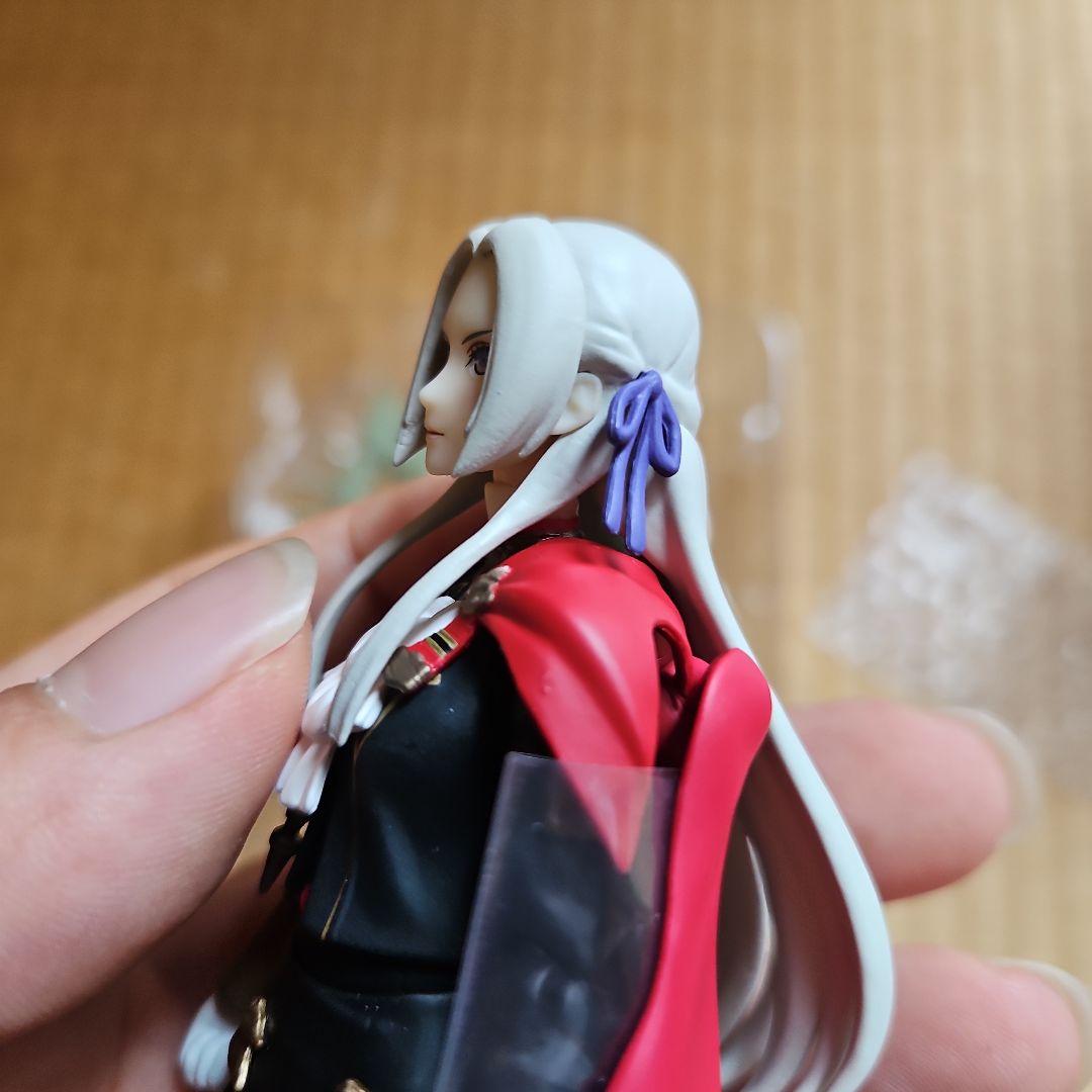 figma ファイアーエムブレム風花雪月 エーデルガルト　開封済み