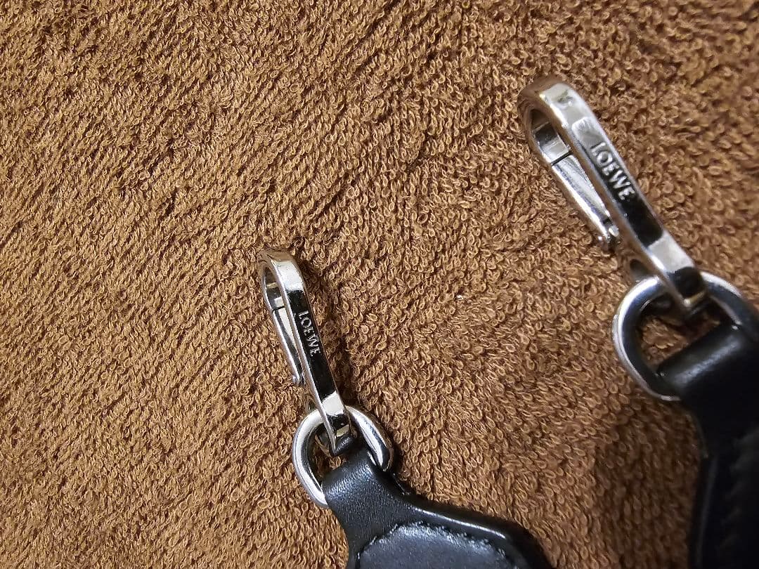 ロエベ　LOEWE ブラック ショルダーバッグクロスボディ カメラバッグミニ美品