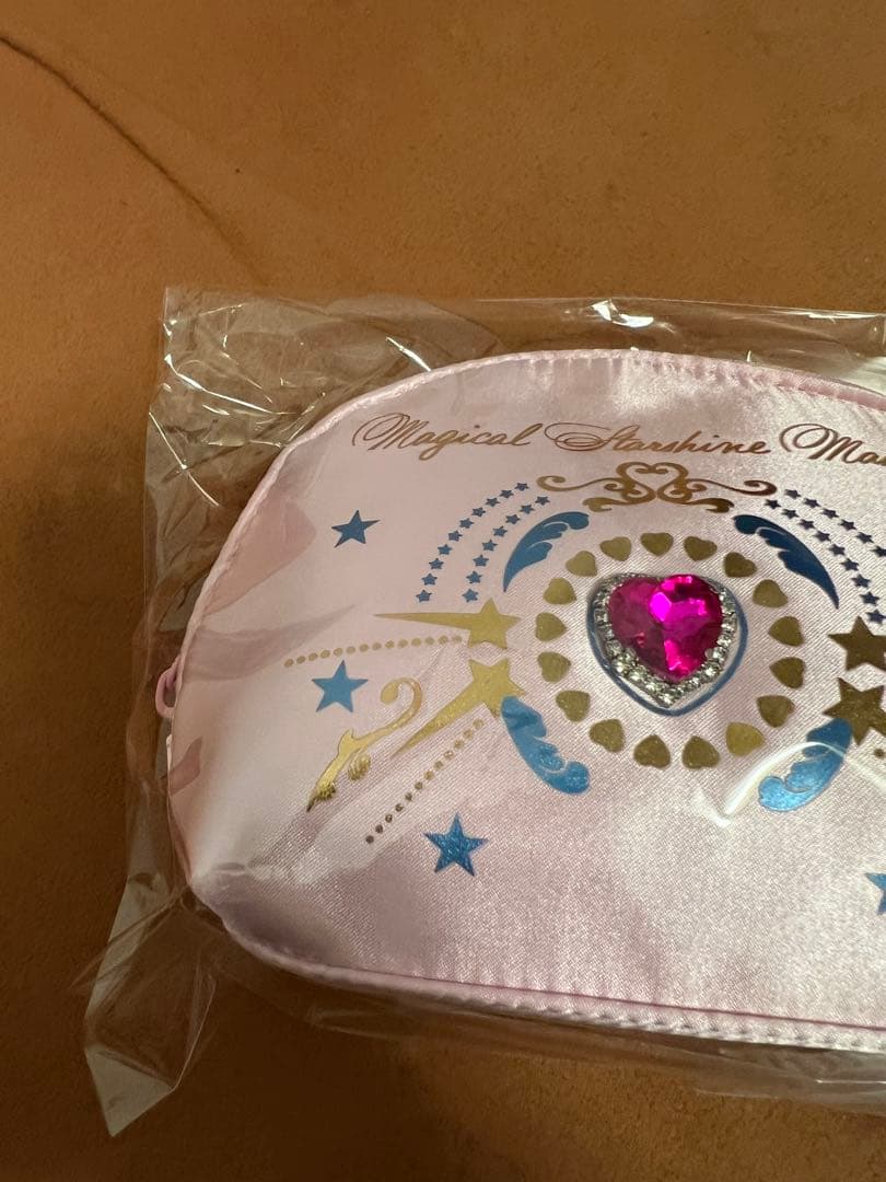 西野カナ　コンサート　ライブ　グッズ　2025 ポーチ　希少　レア　カナやん