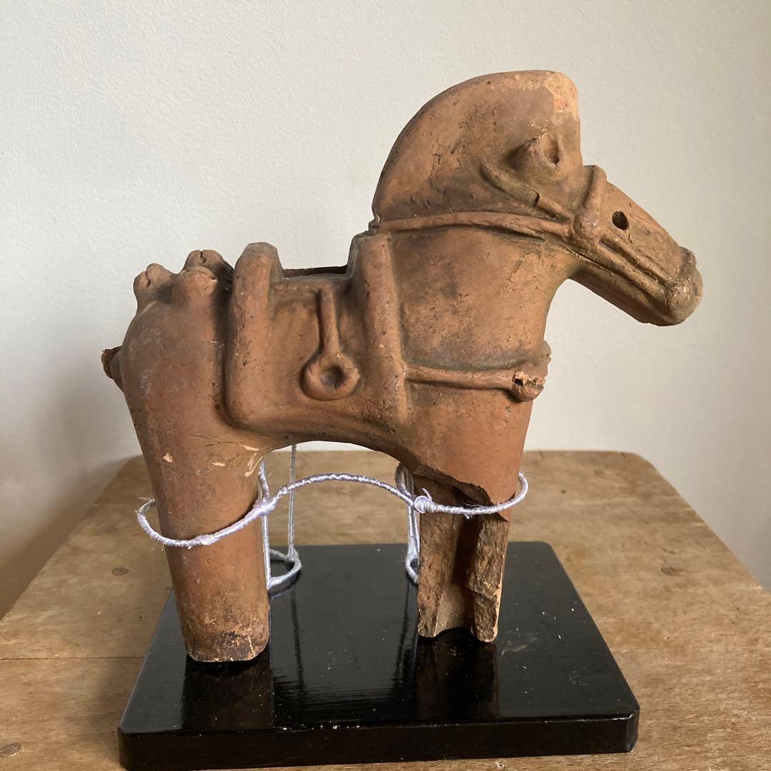 埴輪土偶馬　ワイヤー義足工芸品 黒台座ビンテージ