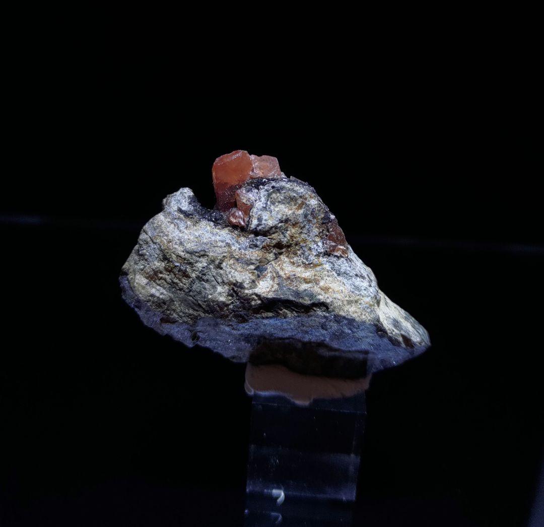 ロードクロサイト 母岩付き ペルー産 鉱石 鉱物 ミネラル 標本 原石