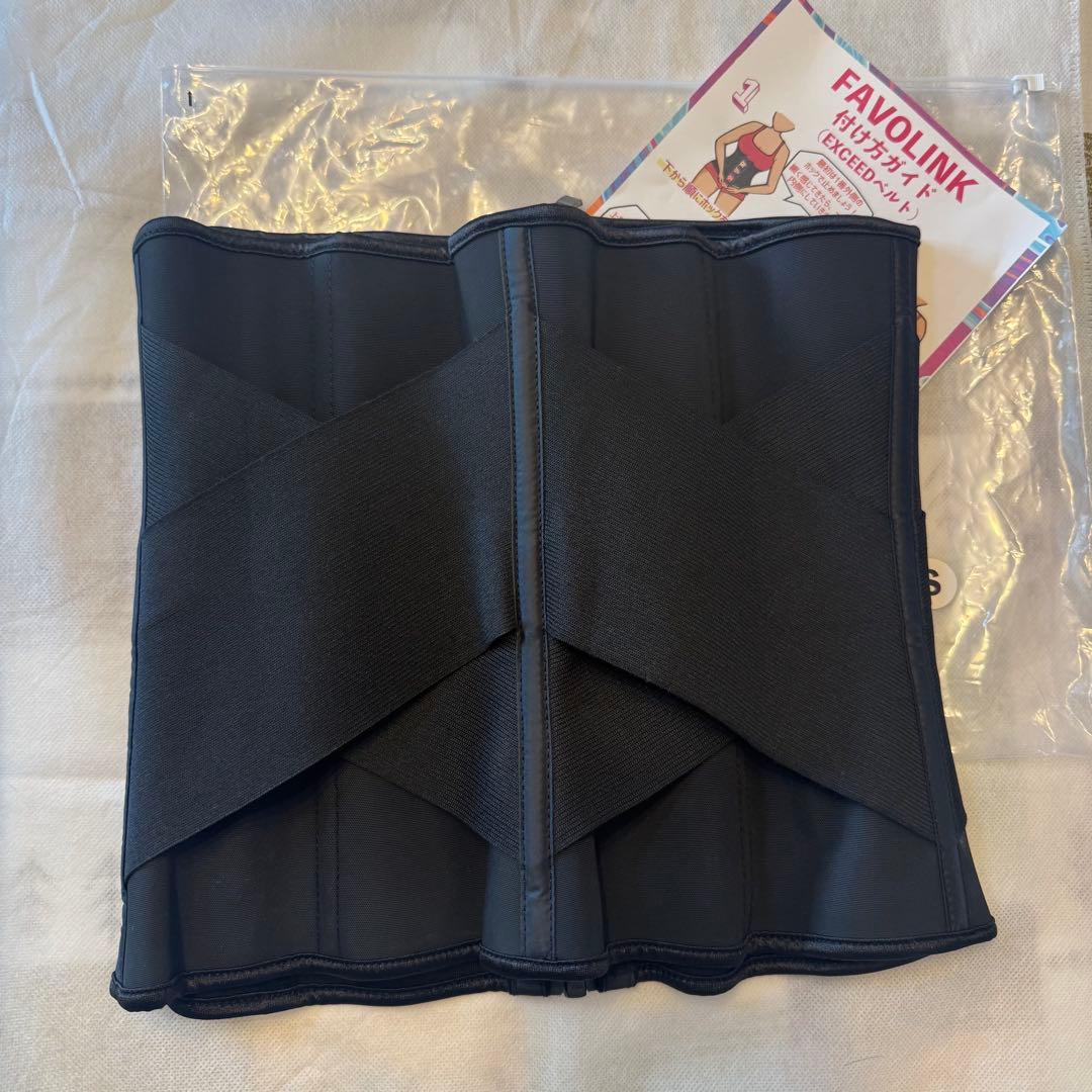 FAVOLINK EXCEEDベルト 安井友梨監修 ウエストシェイパー S