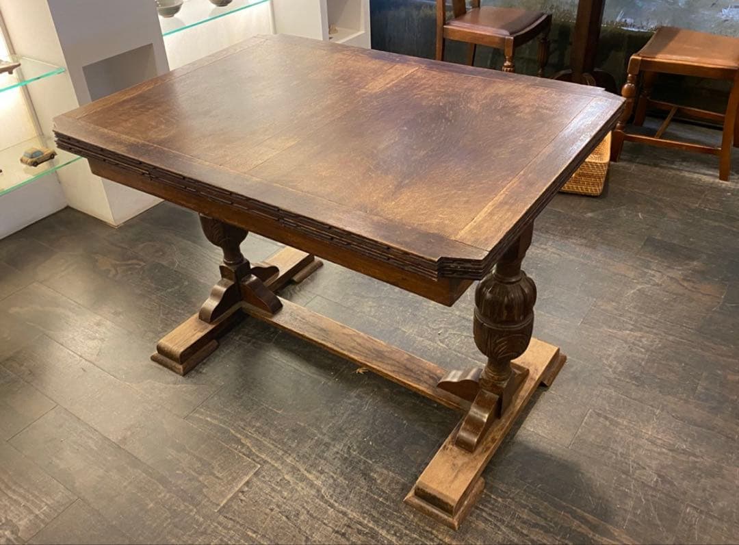 ドローリーフテーブル　　伸縮式テーブル　2月20日から3月10日までに配送予定。