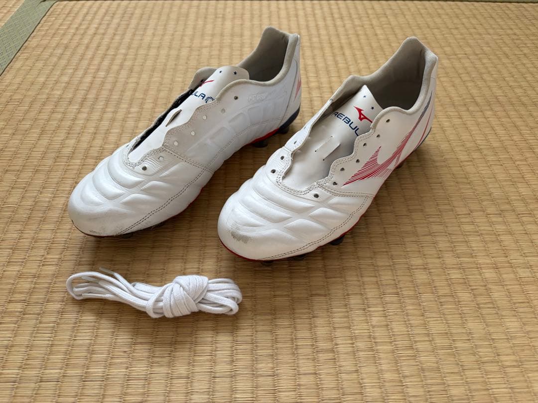 ミズノ　レビュラカップエリート　26