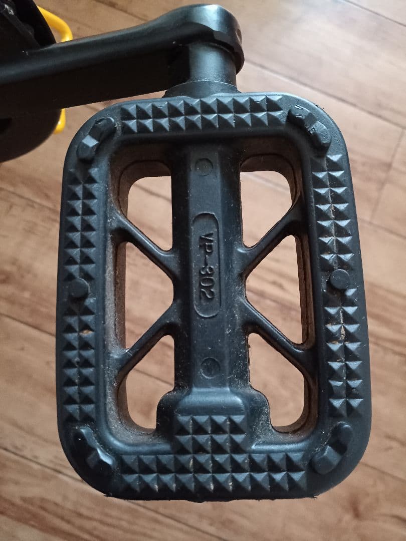 HUMMER　折りたたみ自転車　イエロー　20インチ　6段変速ギア　ジャンク