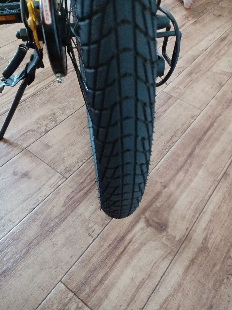 HUMMER　折りたたみ自転車　イエロー　20インチ　6段変速ギア　ジャンク