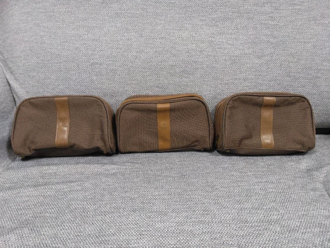 【BVLGARI】 エミレーツ航空　ビジネスクラス　ポーチ 5個