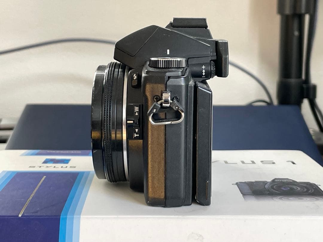 【値下げ中】オリンパス　Stylus1 本体　難あり