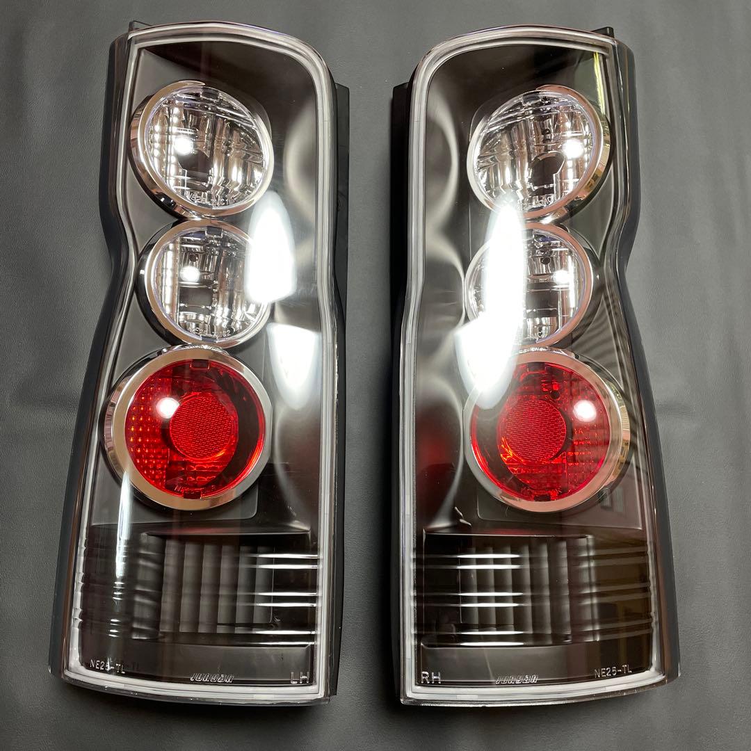 テールランプセット　キャラバンe25