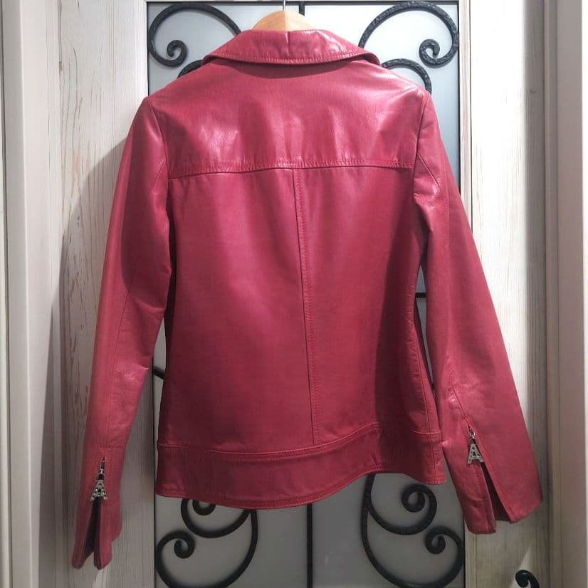寄付　対象　アントニアリソン　ライダース　ジャケット　革　ピンク　L　牛　ボタン