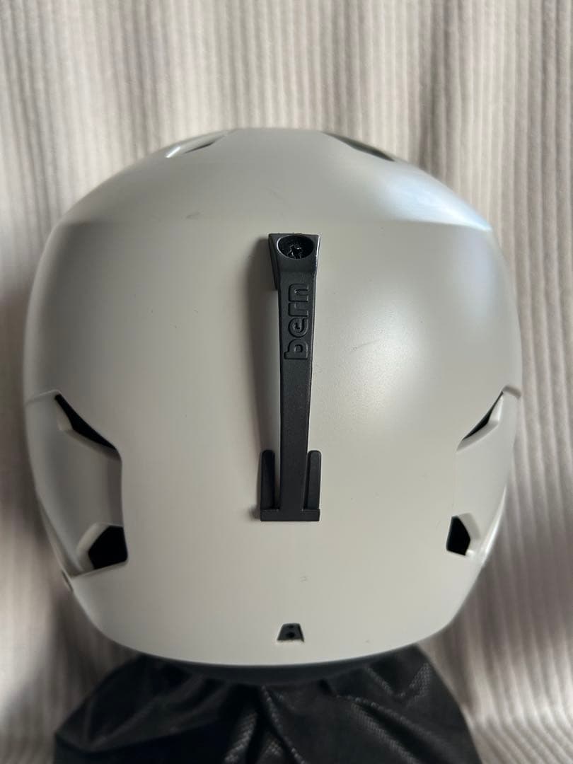 最終価格bern クリーム色XXL