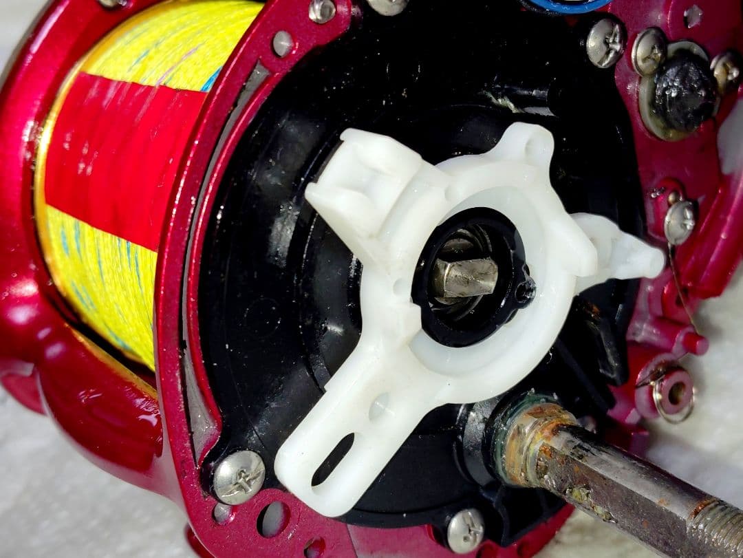 シマノ電動リール電動丸プレイズ3000オーバーホール クラッチカム新品交換済み