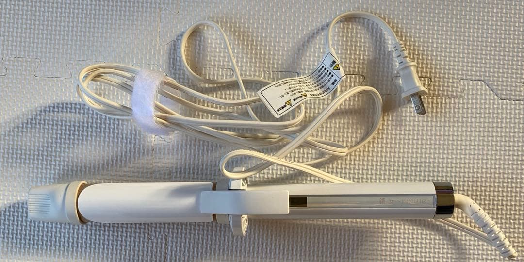 ヘアアイロン KINUJO KC032 WHITE