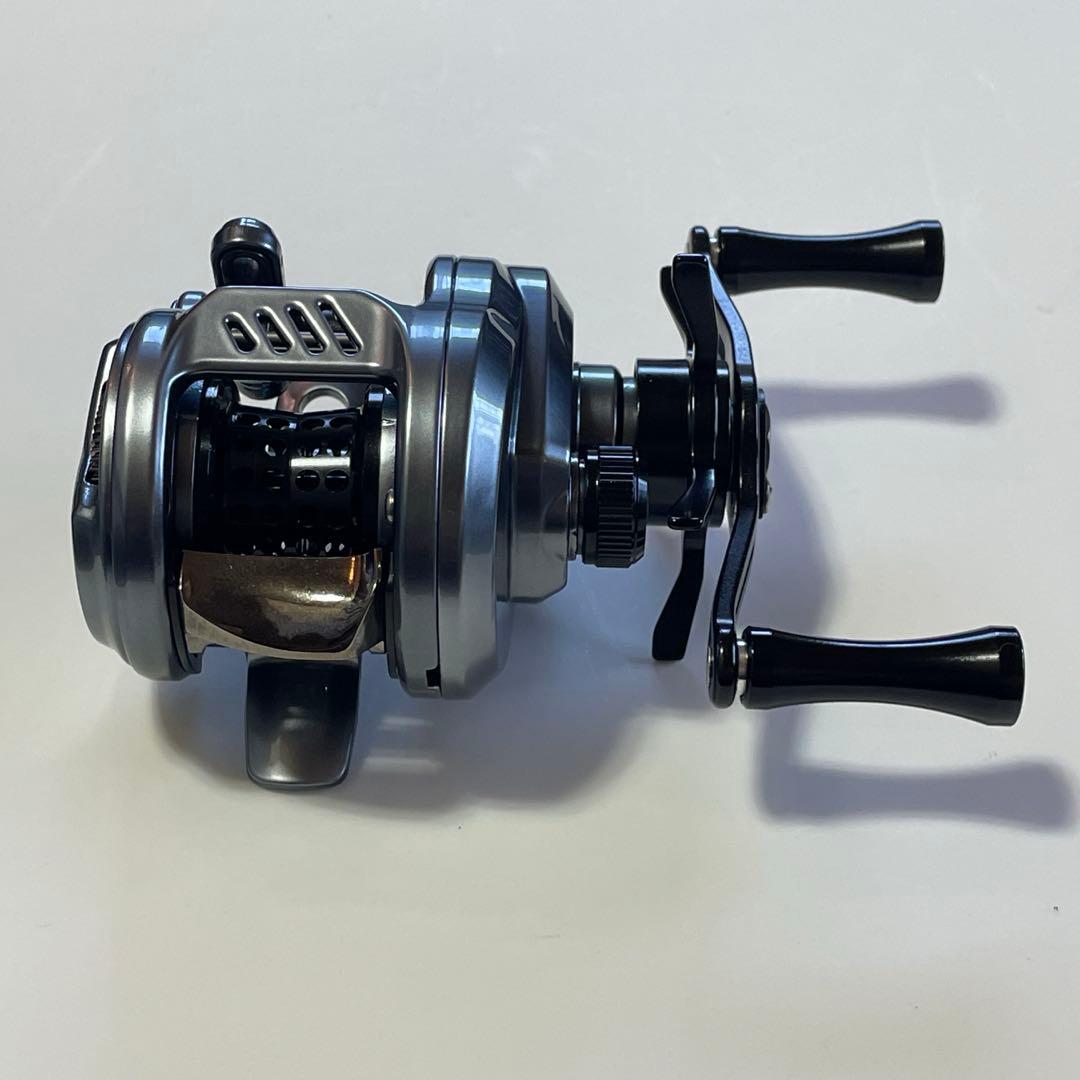 【NEW】超軽量 ベイトフィネスリール　右ハンドル　LEYDUN USOPP