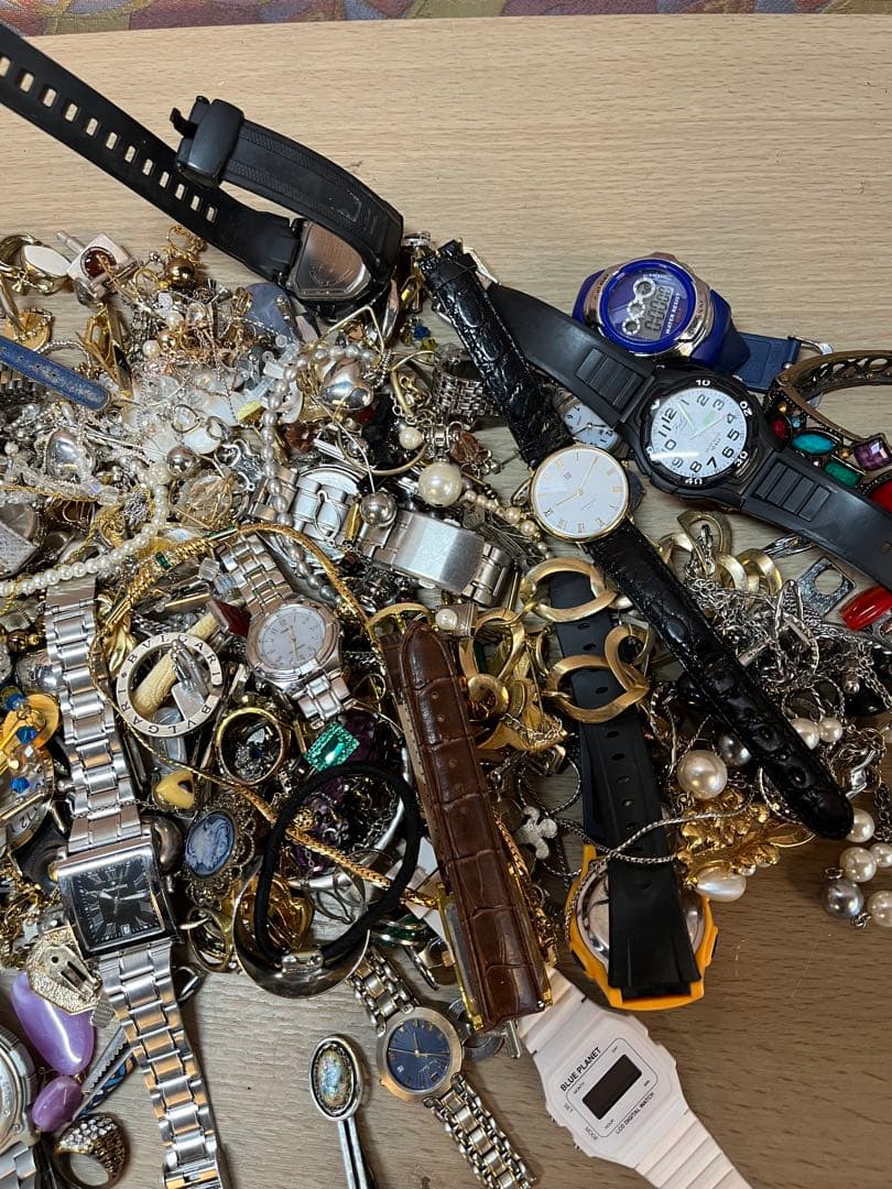d*9様 腕時計　アクセサリー　いろいろ　まとめ。