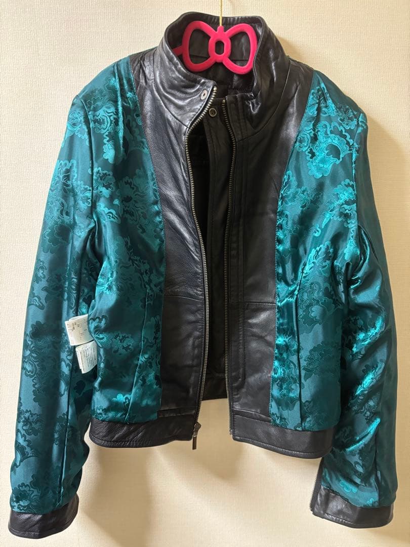 【VIVIENNE TAM】 ヴィヴィアンタム　ライダージャケット(羊革)