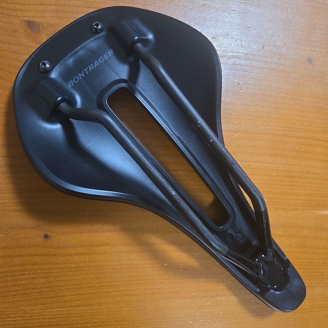 Verse Pro 145 カーボンレール